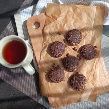 Tarkka Opas Pankkikortin Kuvasta: Voitko Käyttää Kuvaa Ja Mitkä Ovat Rajat