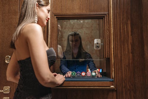 Ilmainen Korttipeli Pasianssi: Parhaat Verkkopelit Ja Strategiat